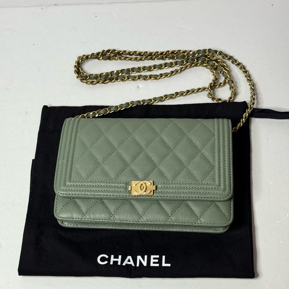 CHANEL Caviar Quilted Boy Wallet On Chain Light Green - Picture 1 of 16